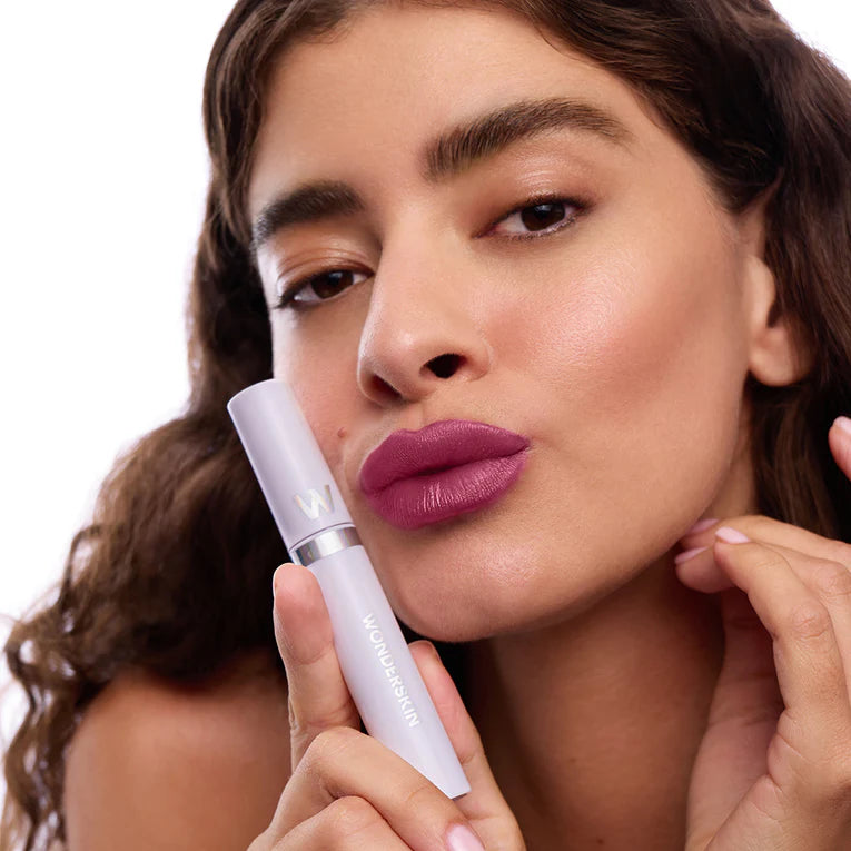 WonderBlade© Lip Stain Masque - Bella (mauve)