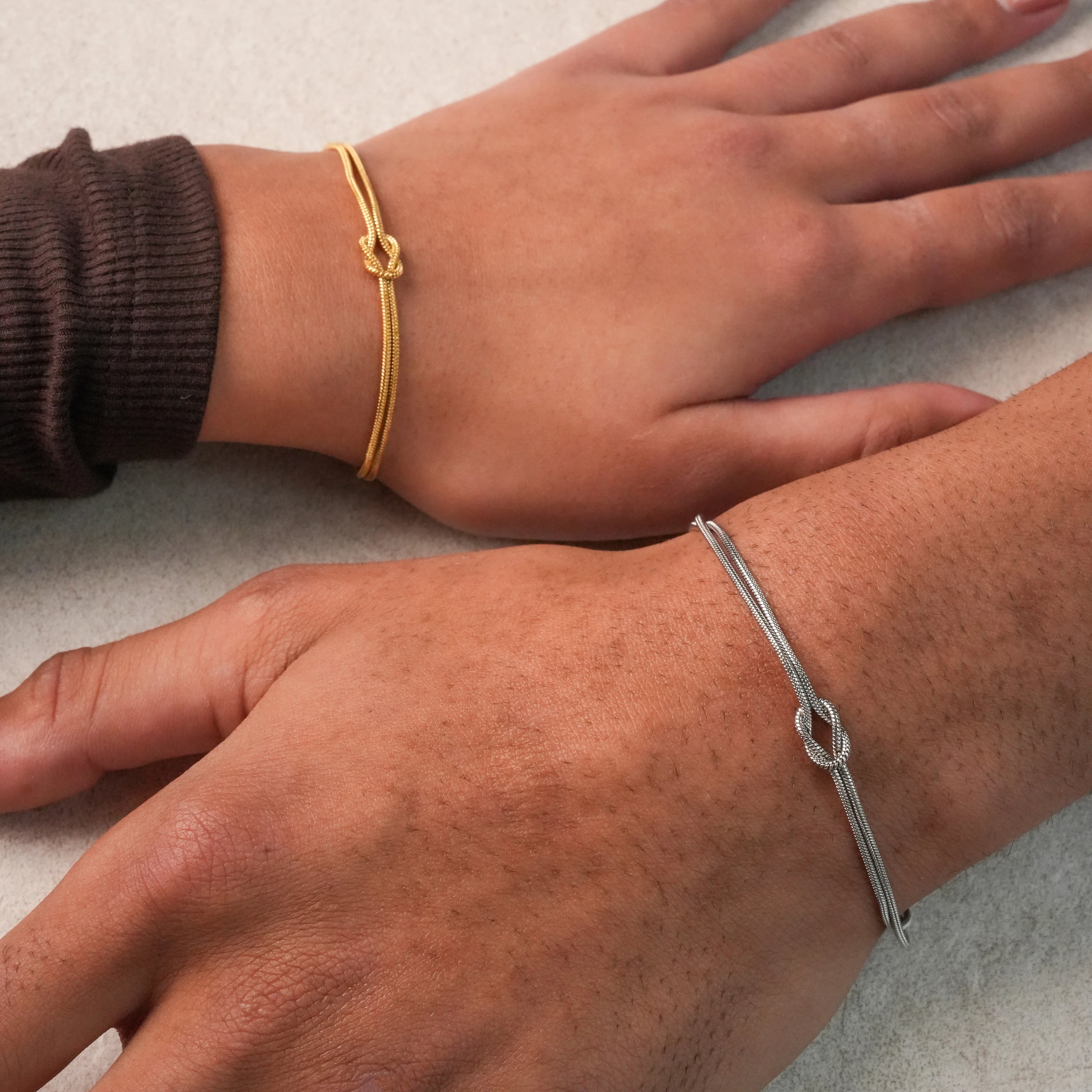 Forever Knot Bracelet – Meaningful Gift for Couples, Best Friends & Family
