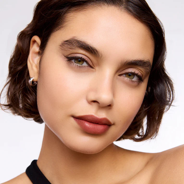 WonderBlade© Lip Stain Masque - Hush (neutral brown)